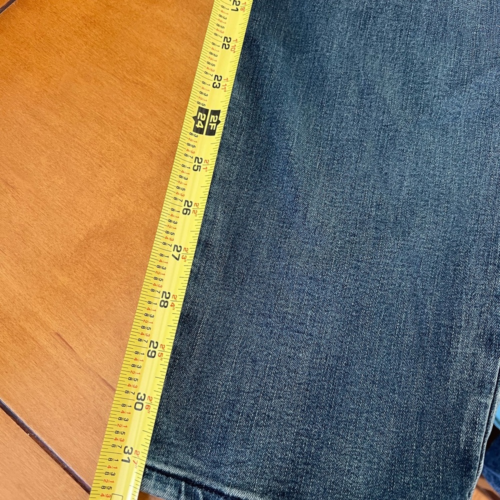 Universal Standard Seine mid rise skinny 32” jeans - distressed blue - Picture 4 of 6